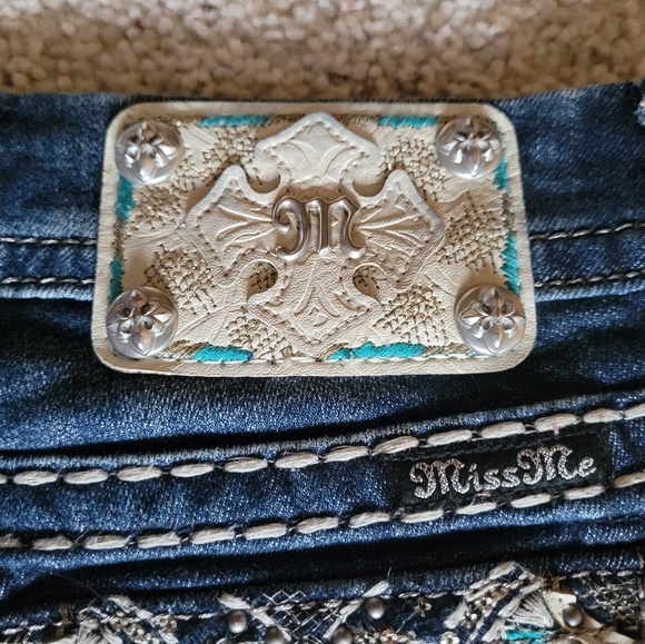 Size 27, Inseam 33, Miss Me Jeans - Picture 5 of 6
